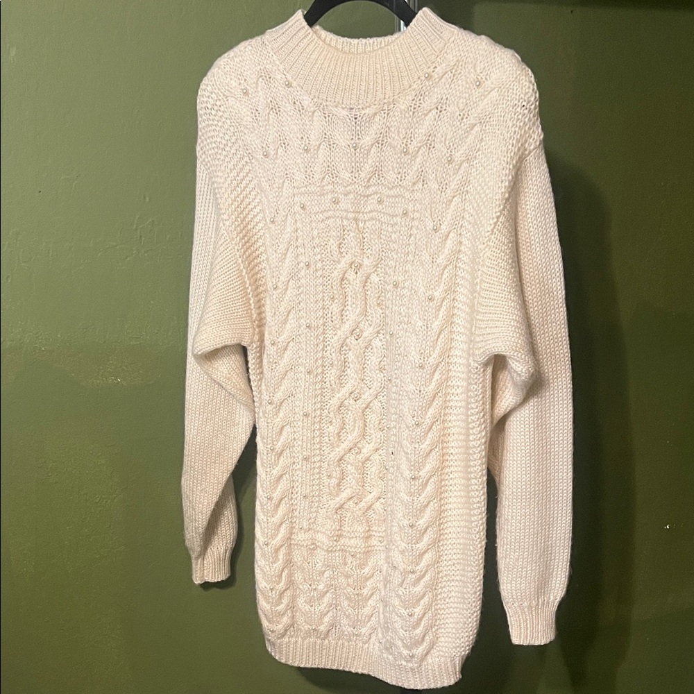 Vintage Ivory Cable Knit Sweater